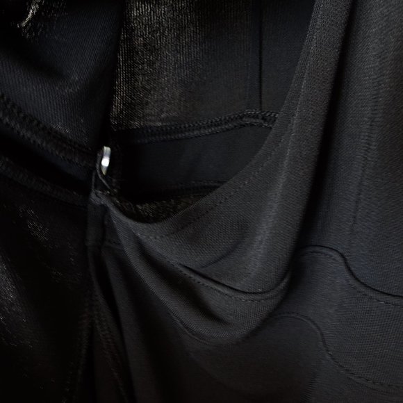 Gap Minimalist Black Wrap Dress - Picture 4 of 5